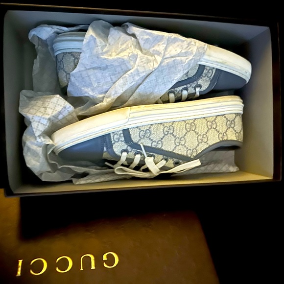 Gucci Shoes Gucci Sneakers Needs Just A Little Cleaning Poshmark
